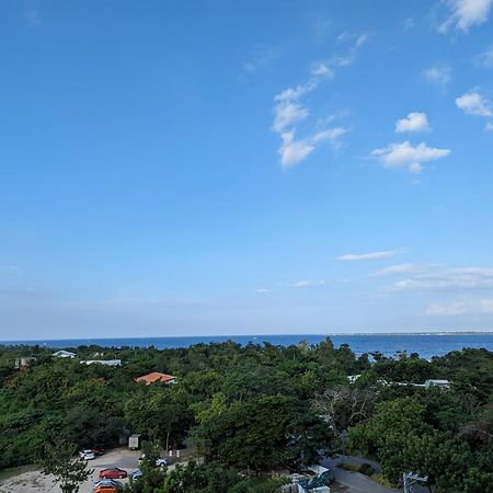 Dominiks Stylish Resort Gem Ocean View Pool Queen Bed At Tambuli 8 Floor Fast Wifi Lapu-Lapu City Exterior foto