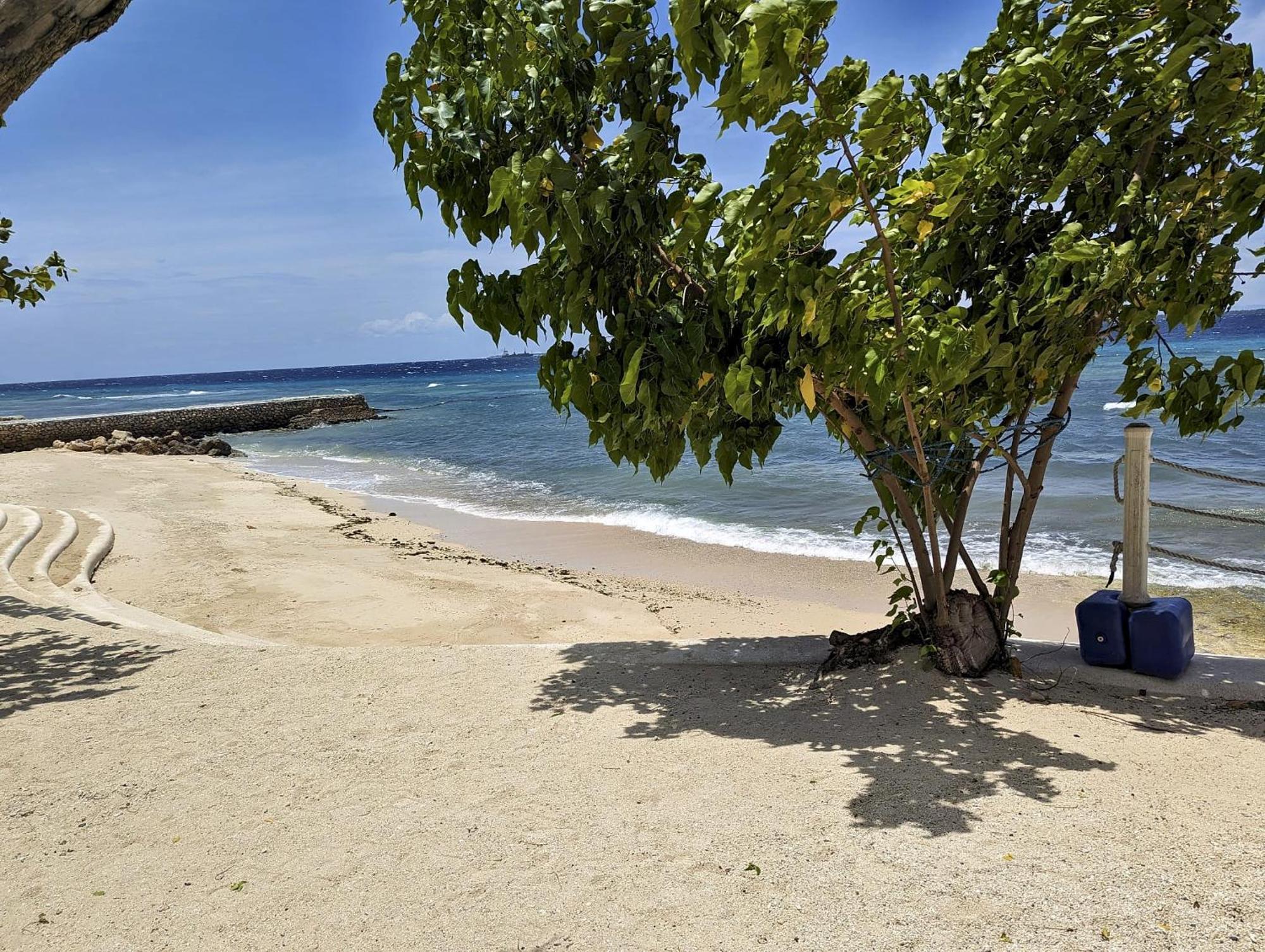 Dominiks Stylish Resort Gem Ocean View Pool Queen Bed At Tambuli 8 Floor Fast Wifi Lapu-Lapu City Exterior foto